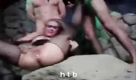 MILF بریتانیایی دانیل به دلایلی سکس ماساژ واقعی لباس زیر زنانه سکسی خود را می پوشد