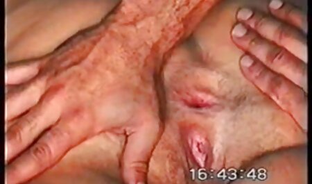 صورت خشن و سکس دوربین مخفی ماساژ گربه صورت خشن با لیلیان رد