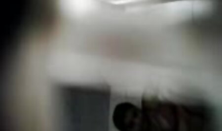 اغوا شده توسط یک دانلود فیلم ماساژ سکسی زن بالغ.